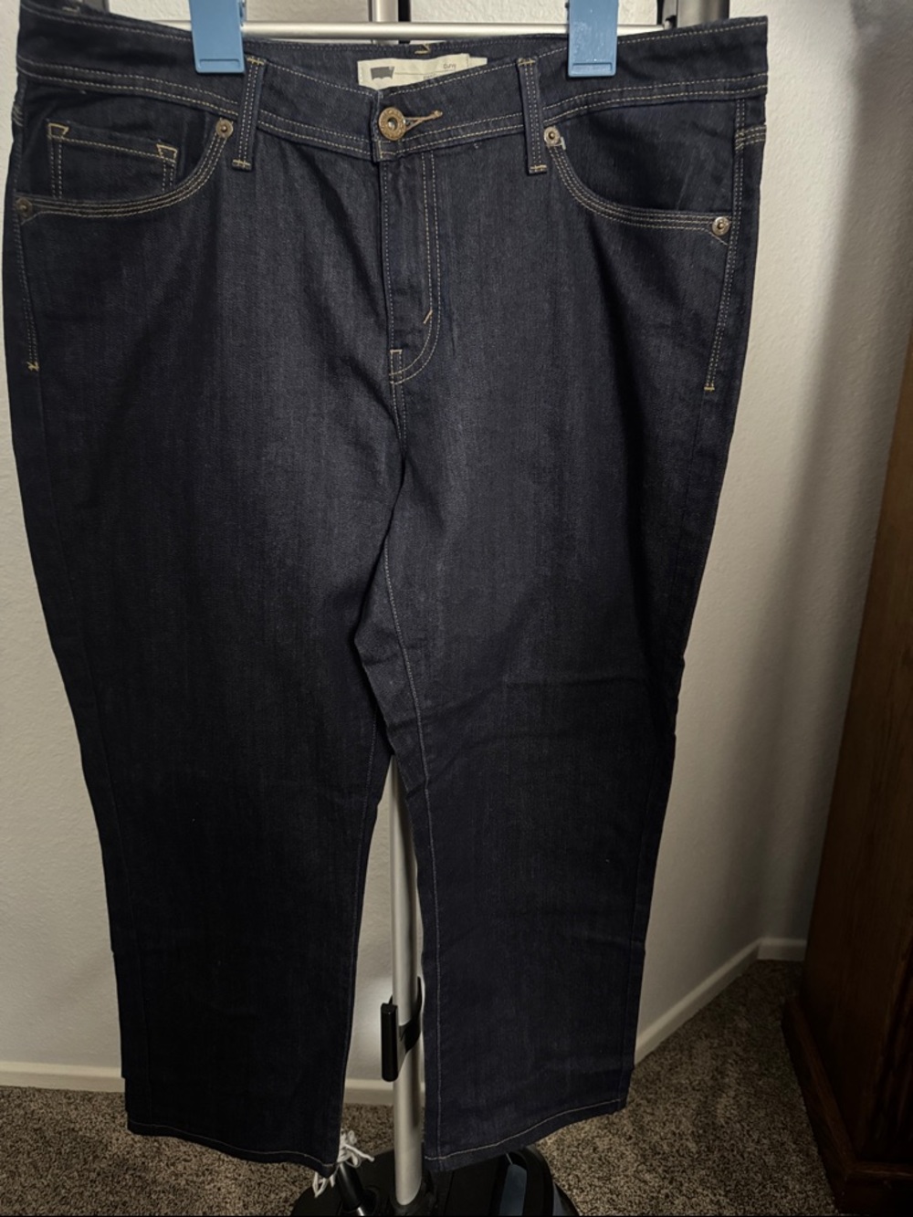 Levi's Women’s Dark Indigo Relaxed Jeans